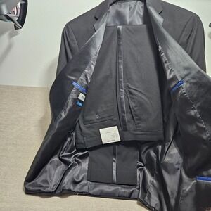 Kenneth Cole Reaction Men Slim Fit Suit Black 42R 35Wx32L Techni-Cole Ready Flex